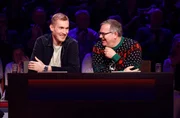 Rateteam-Kapit&auml;n Elton (r.) mit Basketballspieler Niels Giffey (l.).