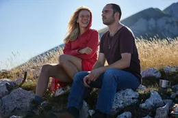 Lena Klenke (Steffi Graf), Toby Sebastian (Andre Agassi).
