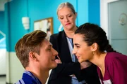 Von links: Finn Eckart (Yannik Meyer), Mechthild Puhl (Sybille Schedwill), Ava Edemir (Rona &Ouml;zkan).