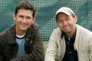 Premiere: "Der schwarze L&ouml;we". Im Bild (v.li.): Die Drehbuchautoren Rupert Henning und Uli Bree.
