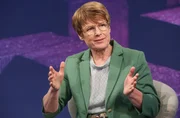 Zu Gast bei Moderatorin Sandra Maischberger: Veronika Grimm (Wirtschaftsweise) Zu Gast bei Moderatorin Sandra Maischberger: Veronika Grimm (Wirtschaftsweise)