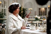 Ruth Van Rydock (Joan Collins) Ruth Van Rydock (Joan Collins)