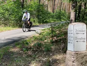 Lutz Heßlich auf dem Weg zur Jänkemühle. Lutz Heßlich auf dem Weg zur Jänkemühle.