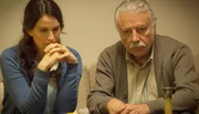 Selmas Vater (Ahmet Uz) ist ein weltoffener, toleranter Mann, der sich im Gegensatz zu seiner Frau nicht den konservativen und religiösen Traditionen verbunden fühlt. Er weiß von der Homosexualität seiner Tochter Selma (Saralisa Volm) und versucht sie zu schützen. Selmas Vater (Ahmet Uz) ist ein weltoffener, toleranter Mann, der sich im Gegensatz zu seiner Frau nicht den konservativen und religiösen Traditionen verbunden fühlt. Er weiß von der Homosexualität seiner Tochter Selma (Saralisa Volm) und versucht sie zu schützen.