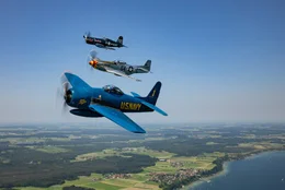Die Flying Bulls pr&auml;sentieren stolz das neueste Mitglied ihrer Flotte &ndash; die Grumman F8F-2 Bearcat, einen der letzten und leistungsst&auml;rksten jemals gebauten Kolbenmotor-Jagdflugzeuge &ndash; am 12. Juni 2025 in Salzburg, &Ouml;sterreich.