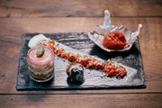 Nachspeise: Erdbeer-Dreierlei: Tiramisu, Eis und Sorbet. Nachspeise: Erdbeer-Dreierlei: Tiramisu, Eis und Sorbet.