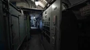 Hauswirtschaftsraum im Bunker 703, Moskau +++ Die Verwendung des sendungsbezogenen Materials ist nur mit dem Hinweis und Verlinkung auf RTL+ gestattet. +++