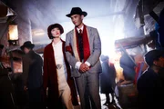 Essie Davis (Phryne Fisher), Philippe Sung (Lin Chung). Essie Davis (Phryne Fisher), Philippe Sung (Lin Chung).