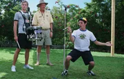 Matt Stifler (Tad Hilgenbrick, r.) soll im Trainingslager der Schulband sein inakzeptables Verhalten bessern. Doch er denkt gar nicht daran, sehr zum Leidwesen von Brandon Vandecamp (Matt Barr, l.) und Mr. Nelson (Timothy Stack).