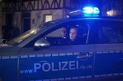Polizeikommissarin Michelle Jung sowie Polizeihauptkommissar Jan Enders im Einsatz. Polizeikommissarin Michelle Jung sowie Polizeihauptkommissar Jan Enders im Einsatz.