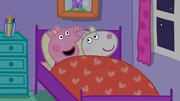W&auml;hrend Mama Wutz und Frau Locke ausgehen, freuen sich Peppa und Luzie &uuml;ber ihre &Uuml;bernachtungsparty und gr&uuml;beln aufgeregt dar&uuml;ber, was sie wohl machen werden wenn sie erwachsen sind. Welche Autos sie fahren werden, wie viele verschiedene Jobs sie haben und ob sie eigene Familien gr&uuml;nden werden.
