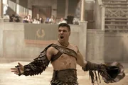 Crixus (Manu Bennett)