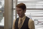 Der Psychologe Chuck Sherman (Chris Owen) ist um die Gesundheit eines Patienten besorgt. Dabei scheint er selbst einige ernsthafte Probleme zu haben.
