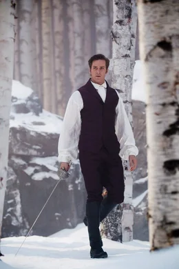 Armie Hammer (Prinz Alcott).