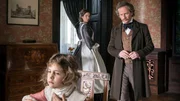 Carl Schurz (Fabian Busch) und Margarethe Schurz (Isabelle Barth) k&uuml;mmern sich um ein krankes M&auml;dchen.