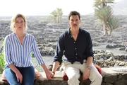 Elisabeth Berger-B&ouml;ttcher (Caroline Peters, l.); Thomas B&ouml;ttcher (Florian David Fitz, r.)