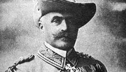 General Lothar von Trotha, der 1904 den Vernichtungsbefehl gegen die Herero erlassen hat General Lothar von Trotha, der 1904 den Vernichtungsbefehl gegen die Herero erlassen hat