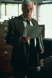 Dr. Mark Sloan (Dick Van Dyke)