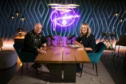 Monika Gruber und Wolfgang Fierek posieren für ein Foto Monika Gruber und Wolfgang Fierek posieren für ein Foto