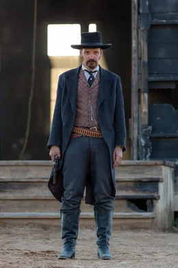 Bartholomew Bogue (Peter Sarsgaard).