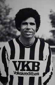 2008 wird Heli K&ouml;glberger zum LASK-Jahrhundertfu&szlig;baller gew&auml;hlt.