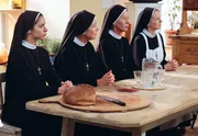 (v.li.): Donia Ben-Jemia (Sr. Gina Gallo), Jutta Speidel (Lotte Albers), Karin Gregorek (Felicitas Meier), Emanuela von Frankenberg (Agnes Schwandt).