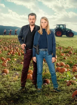 Sascha Bergmann (Hary Prinz), Anni Sulmtaler (Anna Unterberger).