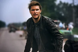 Shane Dyson (Jack Reynor) staunt nicht schlecht, als er herausfindet, dass seine neue Freundin Tessa in Kontakt mit Optimus Prime, dem Anf&uuml;hrer der vor vielen Jahren auf der Erde gelandeten Transformers, steht. Bald m&uuml;ssen sie alle jedoch vor der Rache der feindlichen Decepticons fliehen ...