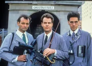 Bill Murray (Dr. Peter Venkman), Dan Aykroyd (Dr. Raymond Stantz), Harold Ramis (Dr. Egon Spengler).