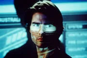 Das Impossible Mission Force Headquarter schickt Ethan Hunt (Tom Cruise) erneut in einen lebensgef&auml;hrlichen Einsatz: Der Superspion soll den gef&auml;hrlichsten Virus dieser Welt, Chimera, unsch&auml;dlich machen ..._Titel: Mission: Impossible 2