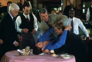 Dr. Mark Sloan (Dick Van Dyke, l.); Dr. Jesse Travis (Charlie Schlatter, r.) Dr. Mark Sloan (Dick Van Dyke, l.); Dr. Jesse Travis (Charlie Schlatter, r.)