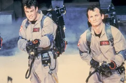 L-R:Dr. Raymond Stantz  (Dan Aykroyd), Dr. Peter Venkman (Bill Murray).
