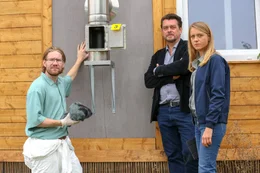 (v.li.): Bernd Kofler (Christoph Kohlbacher), Sascha Bergmann (Hary Prinz), Anni Sulmtaler (Anna Unterberger).