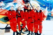 "Medicopter 117 - Jedes Leben z&auml;hlt", Eins&auml;tze der Flugretter: Wolfgang Krewe (Ralf Staller), Anja Freese (Dr. Gabriele Kollmann), Sabine Petzl (Biggi Schwerin), Rainer Grenkowitz (Dr. Michael L&uuml;dwitz), Manfred St&uuml;cklschwaiger (Thomas W&auml;chter), Serge Falck (Peter Berger).