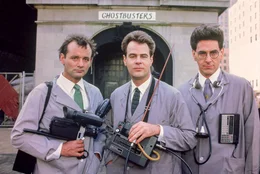 L-R: Bill Murray (Dr. Peter Venkman), Dan Aykroyd (Dr. Raymond Stantz), Harold Ramis (Dr. Egon Spengler).