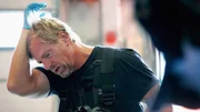 Bei der Berufsfeuerwehr Hamburg arbeitet Henning Baum in 24-Stunden-Schichten, nimmt an verschiedenen Eins&auml;tzen teil und lernt als Auszubildender das Miteinander auf der Wache kennen.