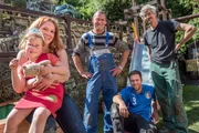 Gastgeberin Melanie tr&auml;umt von einem Steingarten und einem Spielbereich f&uuml;r ihre Tochter Antonia. Mit diesen W&uuml;nschen gehen die Beet-Br&uuml;der ab ins Beet...