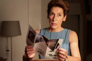 Gitti Kronlechner (Adele Neuhauser) &uuml;berlegt, in ein "Survival Camp" zu gehen.