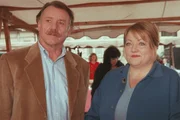 Franz Buchrieser (Manfred Gruber), Marianne Sägebrecht (Tanja Kraus). Franz Buchrieser (Manfred Gruber), Marianne Sägebrecht (Tanja Kraus).