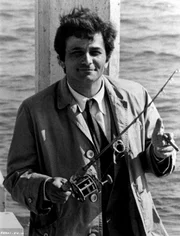 Peter Falk (Insp. Columbo).