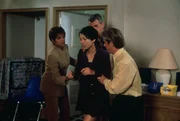 Amanda Bentley-Livingston (Victoria Rowell, l.); Dr. Jesse Travis (Charlie Schlatter, r.) Amanda Bentley-Livingston (Victoria Rowell, l.); Dr. Jesse Travis (Charlie Schlatter, r.)