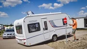 Im Südsee-Camp gibt es eine Fahrschule um Wohnwagen sicher zu rangieren. Und wer will, kann auch testen, wie dieser sich per Fernbedienung einparken lässt. Im Südsee-Camp gibt es eine Fahrschule um Wohnwagen sicher zu rangieren. Und wer will, kann auch testen, wie dieser sich per Fernbedienung einparken lässt.