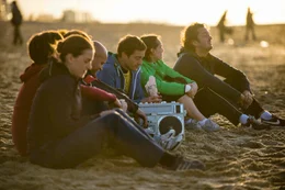 v.li.: Mareike (Victoria Mayer), Michael (J&uuml;rgen Vogel), Finn (Volker Bruch), Agnes (Daniela Holtz), Jens (Jan Messutat).