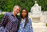 Wladmir Kaminer und Christl Clear vor dem Sisi-Denkmal im Wiener Volksgarten. Wladmir Kaminer und Christl Clear vor dem Sisi-Denkmal im Wiener Volksgarten.