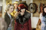 L-R: Ailsa Wilton (Rachael Blake), Phryne Fisher (Essie Davis)