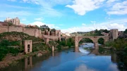Toledo: Ansicht Puente de San Mart&iacute;n; das Zentrum der Bewegung der sogenannten &Uuml;bersetzerschule.