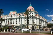 Hotel Negresco an der Promenade. Hotel Negresco an der Promenade.
