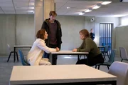 Star-Anw&auml;ltin Leo Roth und Jonas Lindberg sprechen mit der investigativen Reporterin Heike W&uuml;sthoff.