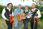 Wladimir Kaminer mit den Neuen Wiener Concert Schrammeln. Wladimir Kaminer mit den Neuen Wiener Concert Schrammeln.