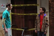Während Leonard feststellt, dass er der Einzige ohne Freundin ist, versucht Sheldon Amy loszuwerden, weil er ihre Mutter kennenlernen soll ... Während Leonard feststellt, dass er der Einzige ohne Freundin ist, versucht Sheldon Amy loszuwerden, weil er ihre Mutter kennenlernen soll ...